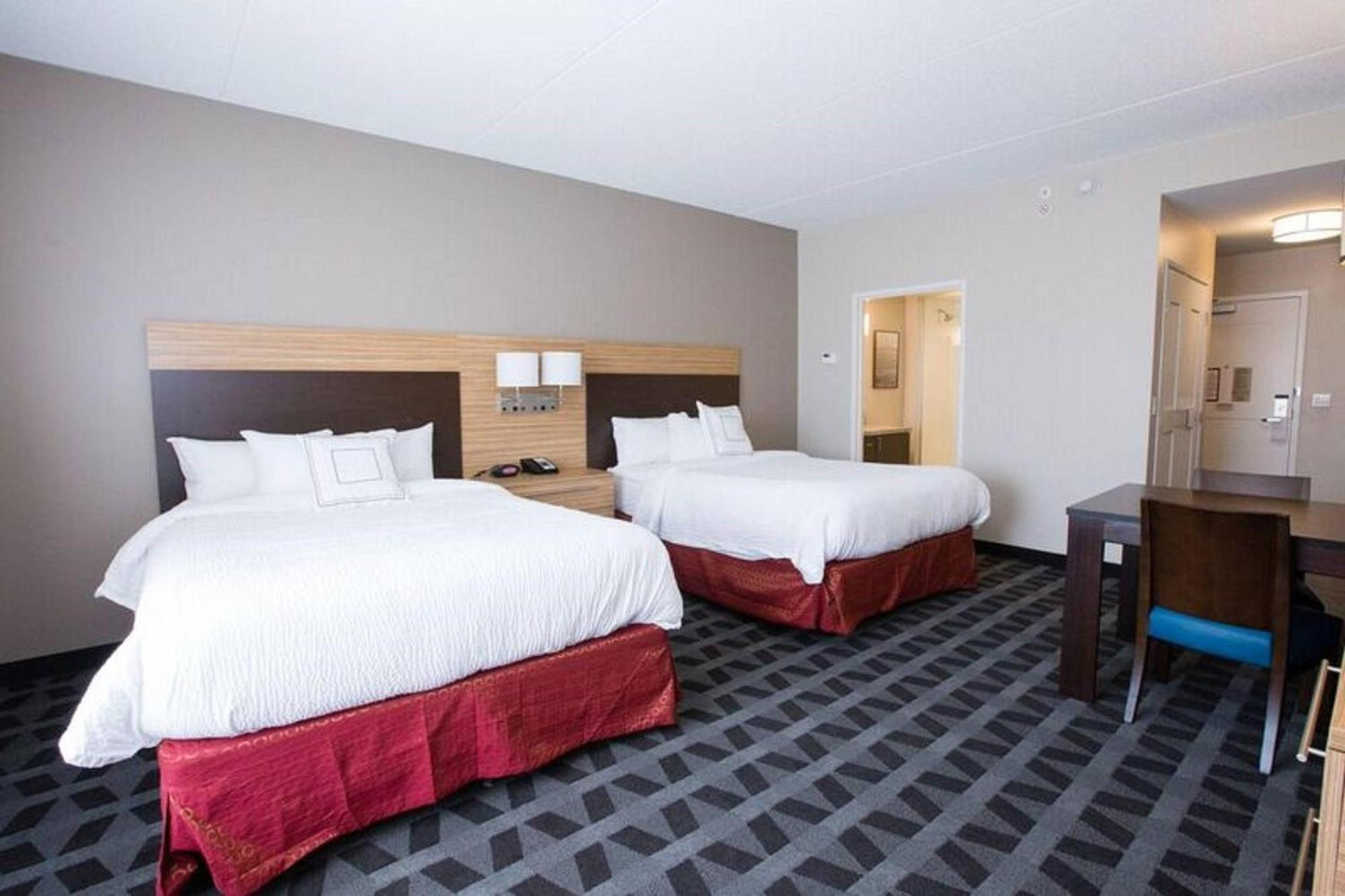 Towneplace Suites By Marriott Pittsburgh Harmarville Eksteriør billede